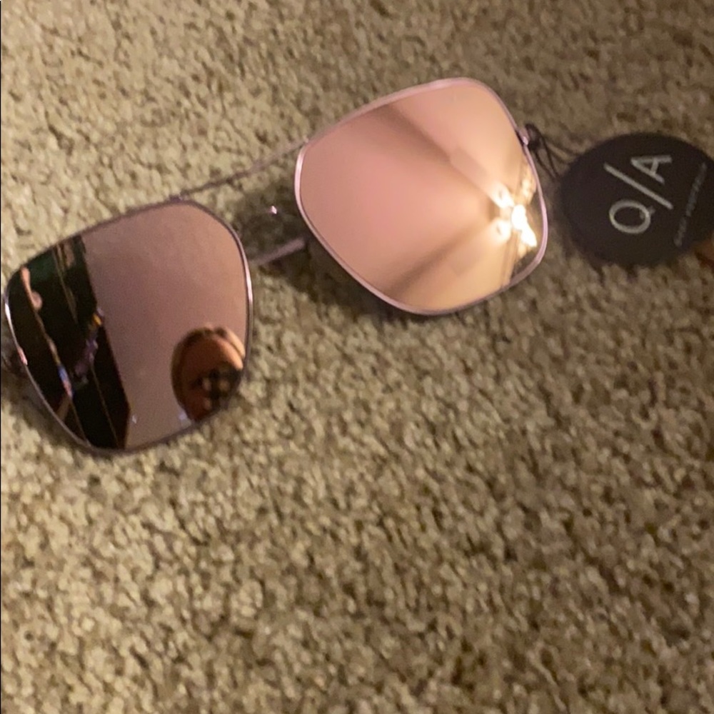 Quay Australia stop and stare